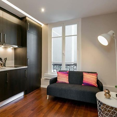 Charmant studio neuf proche des Invalides  Apartamento París Exterior foto